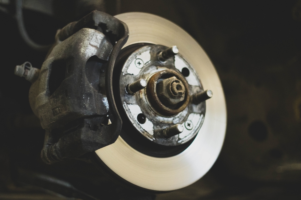 An increasing number of vans are failing MOT due to brake defects